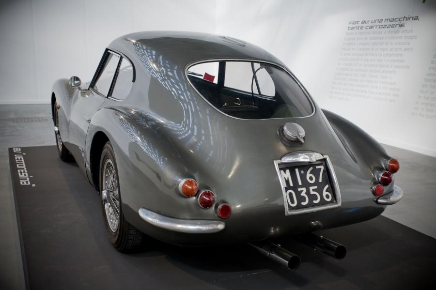  Fiat 8V Vetroresina 1954 года  (фото 9 из 11)